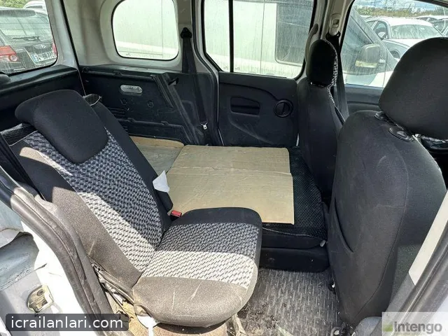 Satılık Renault Kangoo 2017 - İstanbul Maltepe ilan görseli 6