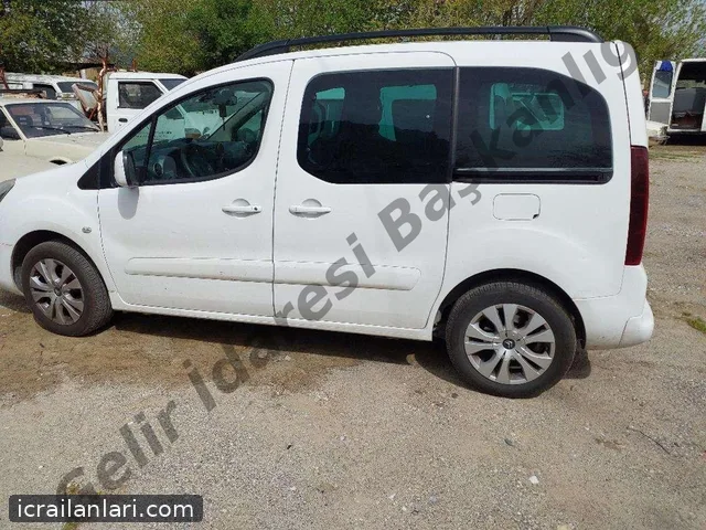 Satılık Citroen Berlingo 2016 - İzmir Tire ilan görseli 4