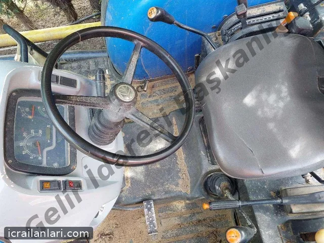 Satılık NEW Holland TT65 2WD Roll Barli 2017 - İzmir Tire ilan görseli 5