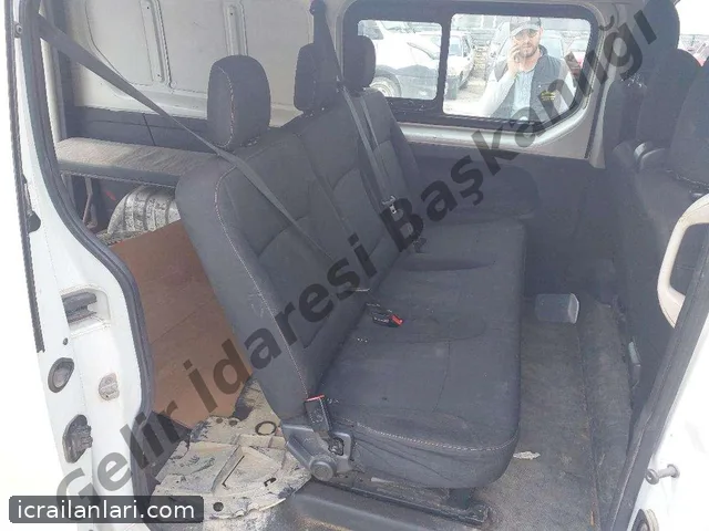 Satılık Renault Trafic 2015 - Bursa İnegöl ilan görseli 4