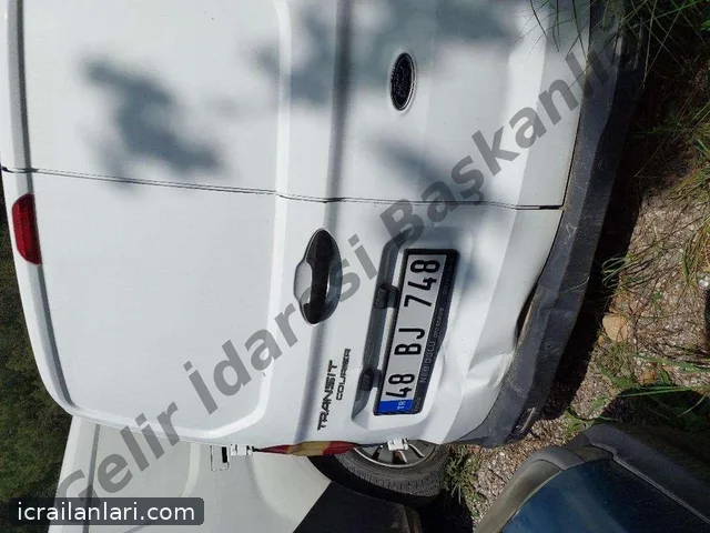 Satılık Ford Transit 2015 - İzmir Bornova ilan görseli 2