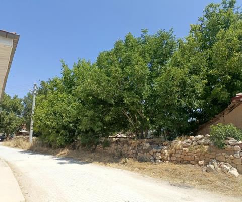 Afyonkarahisar Başmakçı Satılık Arsa - 253,34 m² - 825.000 TL