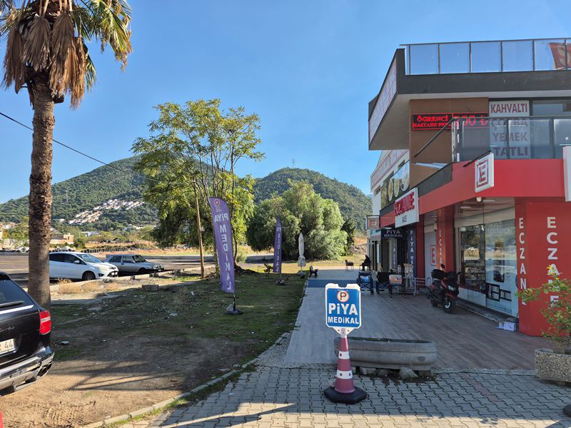 İzmir Balçova Satılık Dükkan - 53.000.000 TL