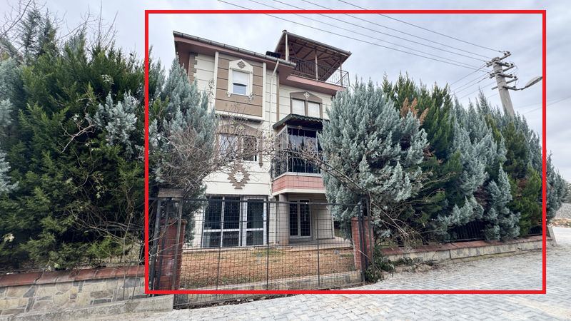 Uşak Merkez Satılık Konut - 15.000.000 TL
