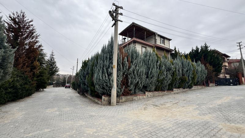 Uşak Merkez Satılık Konut - 15.000.000 TL