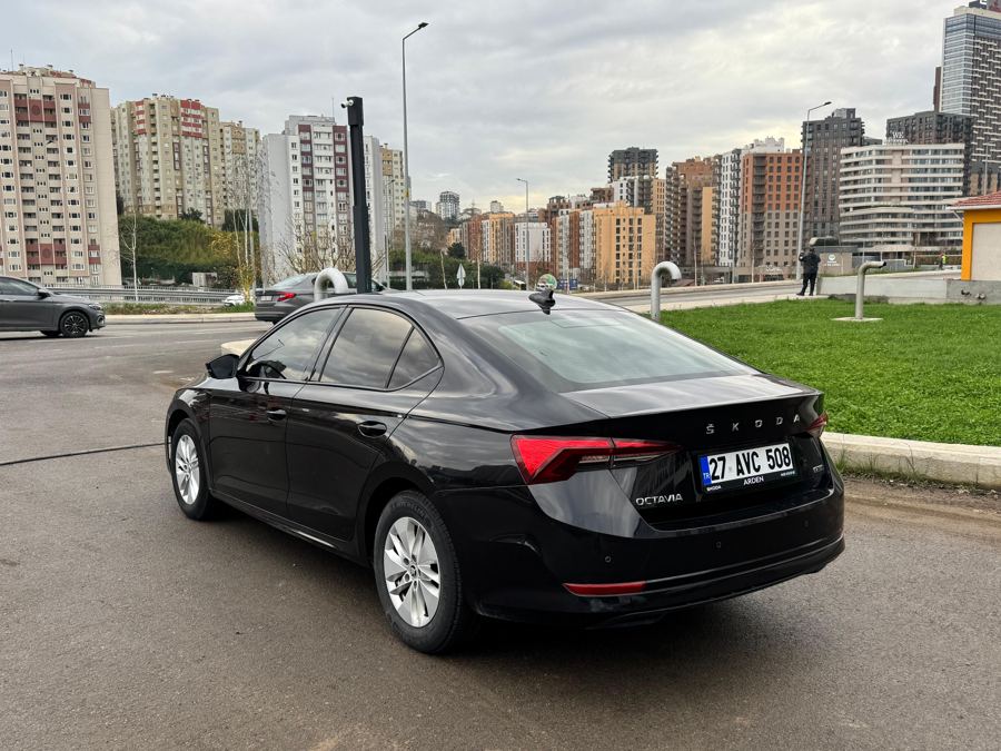 Van İpekyolu Satılık Skoda Octavia 2021 - 1.300.000 TL