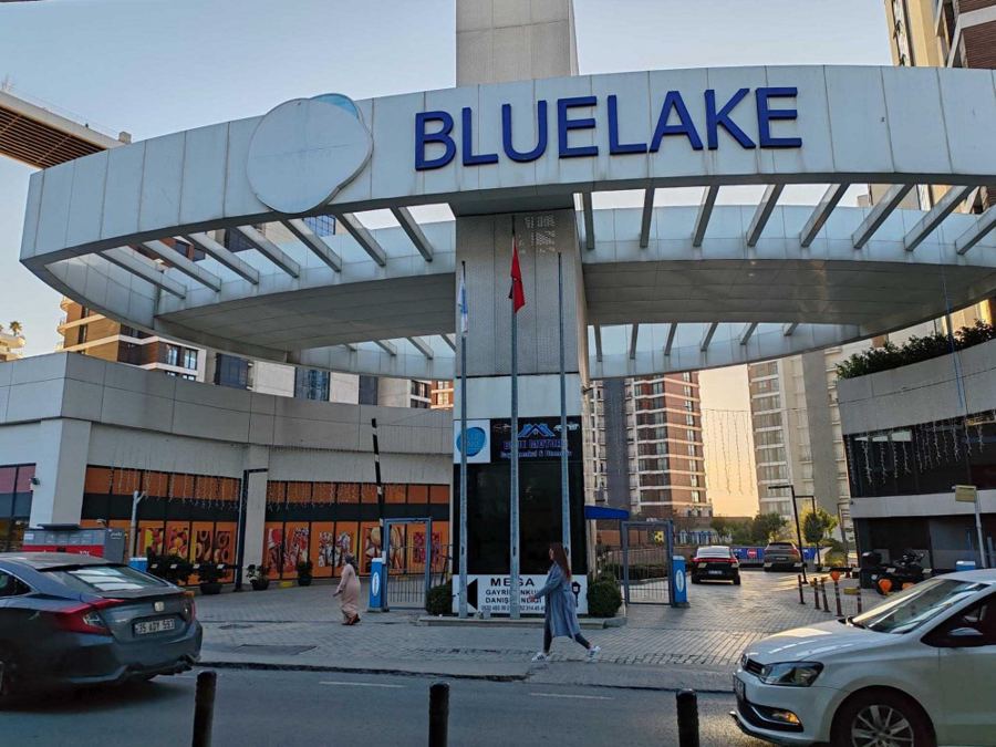 İstanbul Küçükçekmece Satılık Dükkan - 8.300.000 TL
