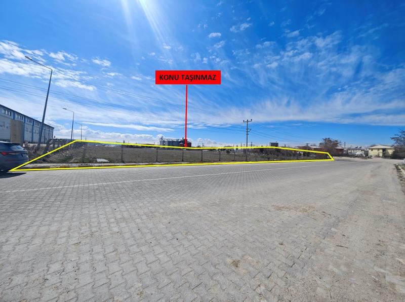 Van Tuşba Satılık Arsa - 32.678 m² - 71.000.000 TL