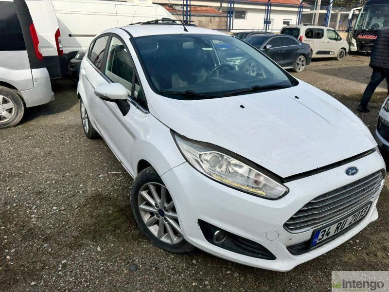 Ankara Çubuk Satılık Ford Fiesta 2016 - 650.000 TL