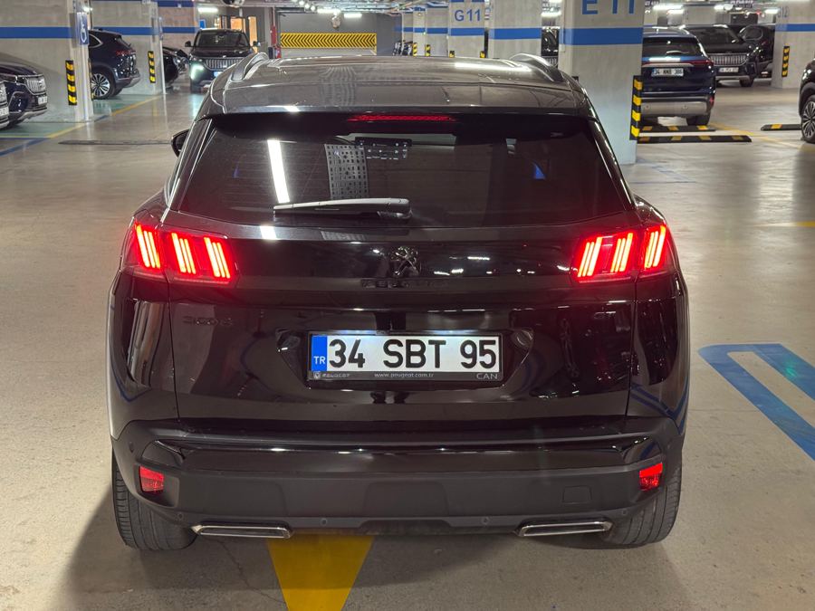 İstanbul Ümraniye Satılık Peugeot 3008 2023 - 2.400.000 TL