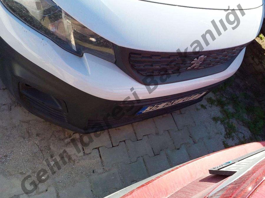 İzmir Menderes Satılık Peugeot Partner 2022 - 650.000 TL