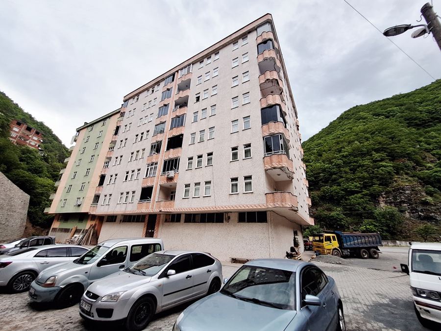 Artvin Borçka Satılık Konut - 3.300.000 TL