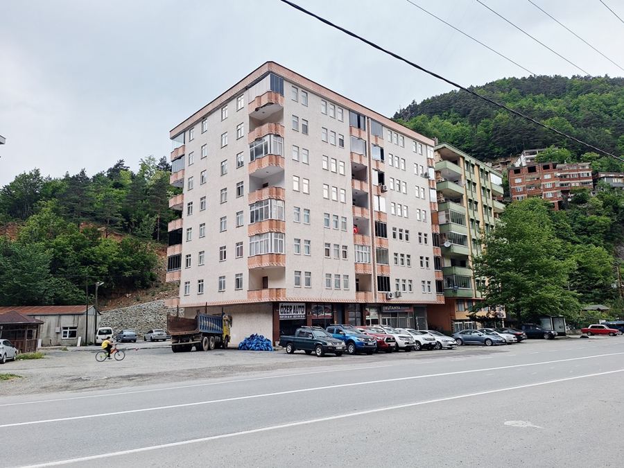 Artvin Borçka Satılık Konut - 3.300.000 TL